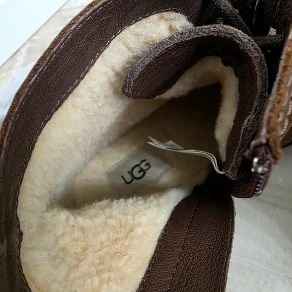UGG women’s brown ankle boots Size 9 - Picture 7 of 10